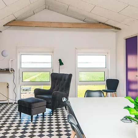 Holiday home Iv